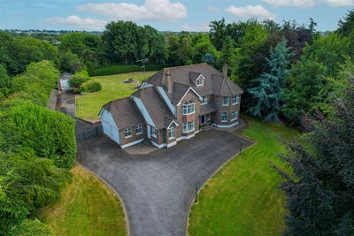 /international/ie/boyne-road-navan-meath-210109784280/