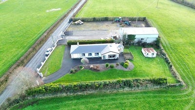 /international/ie/carnadore-castlefinn-donegal-210109688128/