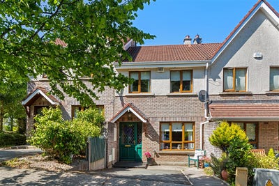 /international/ie/40-convent-court-delgany-wicklow-210109784251/
