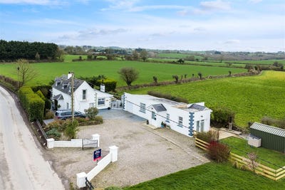 /international/ie/two-properties-on-one-plot-crosshue-blackwater-wexford-210119718799/