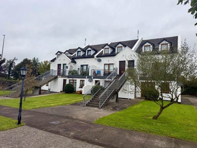 /international/ie/14-hazel-lawns-ballyhaunis-mayo-210110353542/