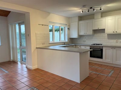 /international/ie/glen-ellan-close-swords-dublin-210109687966/