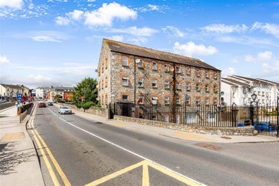 /international/ie/15-rivermill-view-navan-meath-210119699076/