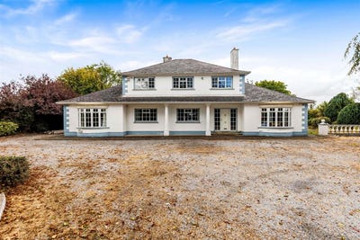 /international/ie/foxwood-house-pelletstown-drumree-meath-210110093541/