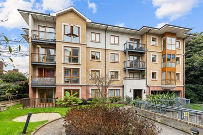 /international/ie/apartment-86-glaslyn-howth-road-dublin-3-dublin-210110353567/