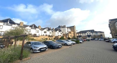 /international/ie/marina-village-malahide-dublin-210109676689/