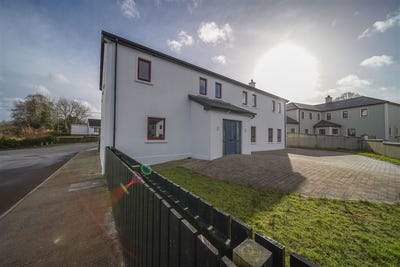 /international/ie/2-coppinger-heights-ballybofey-donegal-210109674039/