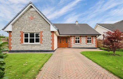 /international/ie/4-clarney-hall-rathdowney-laois-210110330224/