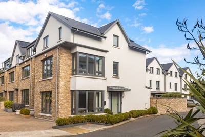 /international/ie/4-struan-glen-dublin-18-dublin-210110313387/