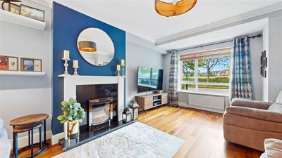 /international/ie/32-saint-samson-s-square-plus-attic-conversion-dublin-13-dublin-210109682003/