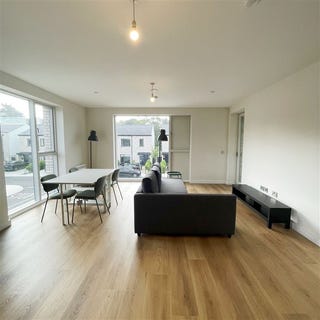/international/ie/apartment-14-the-pines-beckett-woods-dublin-18-dublin-210109684207/