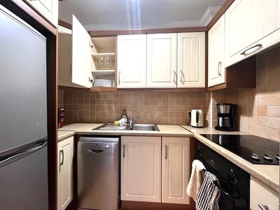 /international/ie/slade-castle-avenue-saggart-dublin-210109674679/