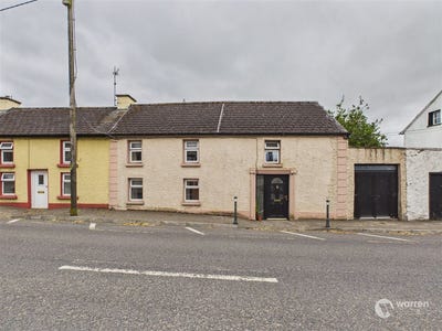 /international/ie/main-street-ballyhale-kilkenny-210109859080/