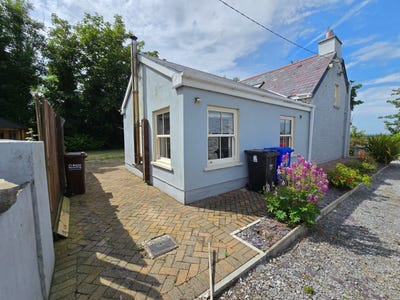 /international/ie/wild-rose-cottage-faus-croghan-boyle-roscommon-210110353616/