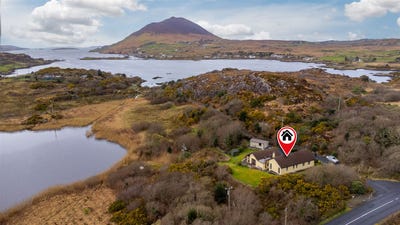 /international/ie/lake-cottage-dawrosmore-letterfrack-galway-210109685311/