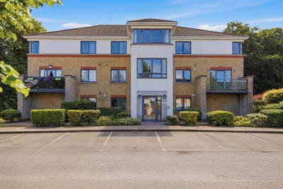 /international/ie/50-the-way-dunboyne-castle-dunboyne-meath-210110353596/