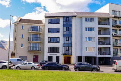 /international/ie/apt-3-lann-na-farraige-galway-galway-210120125912/