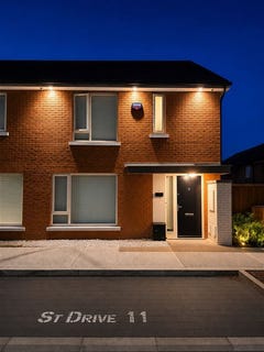 /international/ie/11-stratton-drive-lucan-dublin-210119898054/
