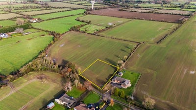 /international/ie/site-beabeg-lane-beamore-drogheda-louth-210109676653/