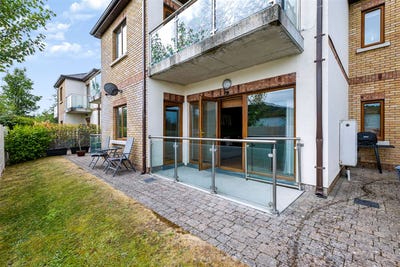 /international/ie/1-the-lodges-rocky-valley-crescent-kilmacanogue-wicklow-210119658236/