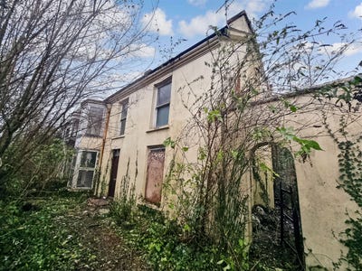 /international/ie/rose-cottage-railway-road-kenmare-kerry-210120035794/