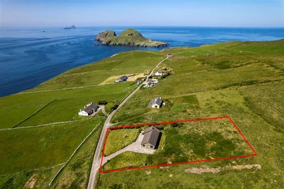 /international/ie/draiocht-na-scealg-moyrisk-killonecaha-ballinskelligs-kerry-210109674842/