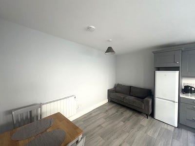 /international/ie/kilcarrig-crescent-dublin-24-dublin-210119718653/