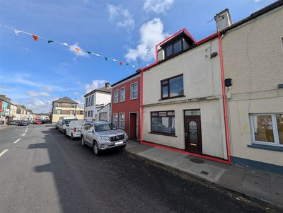 /international/ie/chapel-street-swinford-mayo-210109676480/