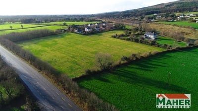 /international/ie/mountain-road-cahir-tipperary-210109671009/
