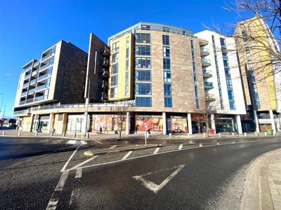 /international/ie/losset-hall-belgard-square-west-dublin-24-dublin-210109687757/