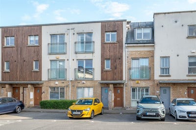 /international/ie/6-waterside-avenue-waterside-malahide-dublin-210109879697/