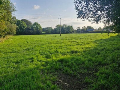 /international/ie/loghill-newcastle-west-limerick-210109669702/