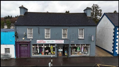 /international/ie/main-street-stranorlar-donegal-210109950522/