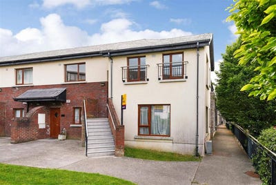/international/ie/10-slade-castle-heights-saggart-dublin-210110072089/