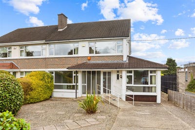 /international/ie/235-rochestown-avenue-dun-laoghaire-dublin-210119756142/