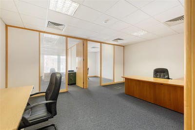 /international/ie/suite-332-mary-s-abbey-smithfield-dublin-210119788884/