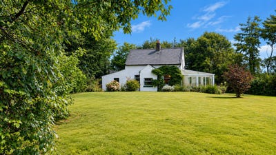 /international/ie/assaly-cottage-assaly-little-killinick-wexford-210119776470/
