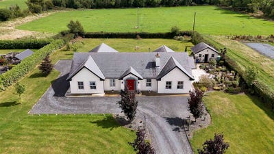 /international/ie/grange-bohermeen-navan-meath-210119933090/