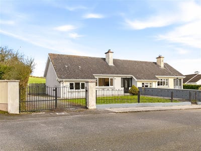 /international/ie/7-st-brighids-terrace-clonegal-wexford-210109685246/