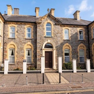 /international/ie/-16-st-mary-s-court-arklow-wicklow-210109682755/