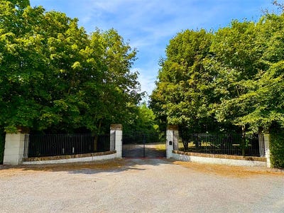 /international/ie/the-pond-house-narraghmore-kilcullen-kildare-210109721097/