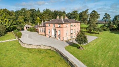 /international/ie/bellair-house-ballycumber-offaly-210109685840/