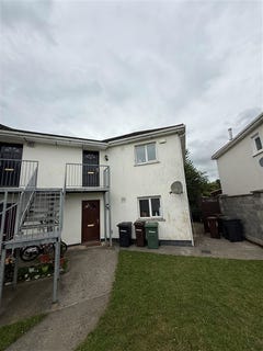 /international/ie/21-holywell-court-swords-dublin-210109671852/
