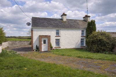 /international/ie/oakfield-strokestown-roscommon-210109867130/