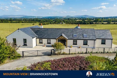 /international/ie/mountain-view-harristown-brannockstown-naas-kildare-210119776467/