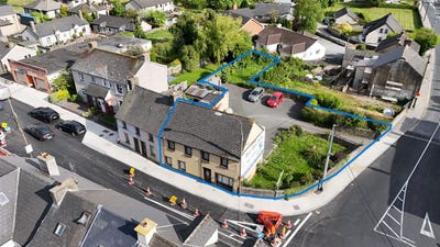 /international/ie/1-east-bank-place-tipperary-town-tipperary-210109682945/