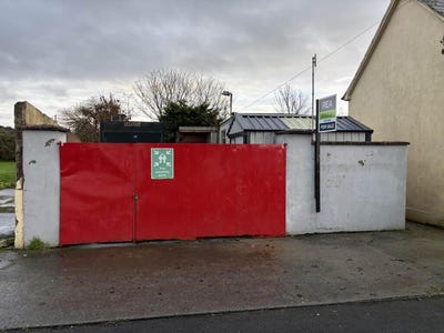 /international/ie/kilmeedy-village-kilmeedy-limerick-210109670071/
