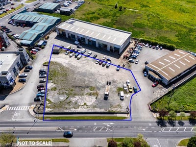 /international/ie/c-0-75-acres-zoned-lands-circular-road-roscommon-town-dublin-210109670089/