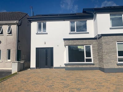 /international/ie/3-clochog-beag-oranmore-galway-210109670862/