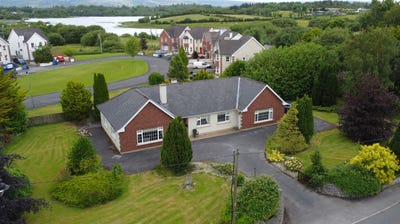 /international/ie/brooklawn-main-street-keshcarrigan-leitrim-210110093538/